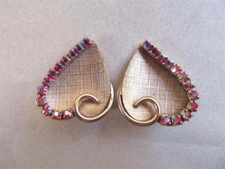 1950s Mid Century Modern Earrings Red Aurora Borealis Rhinestone Clip Ons Vintage Costume Jewelry 50's Accessories MCM