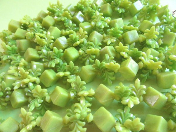 1960's Mod Green Necklace Hong Kong Vintage Jewelry