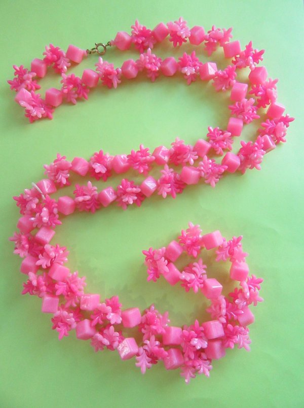1960's Mod Pink Necklace Never Worn Hong Kong Vintage Jewelry 60's  Accessories