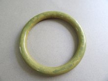 Vintage Bakelite Bangle Bracelet Avocado Green 