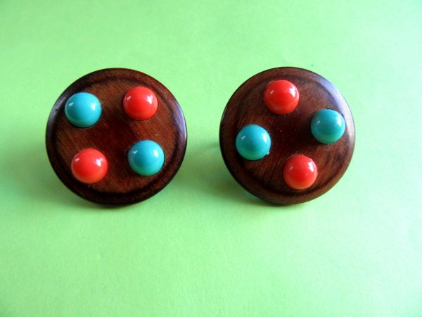 Vintage Bakelite Wood Infused Earrings  1950's Accessories