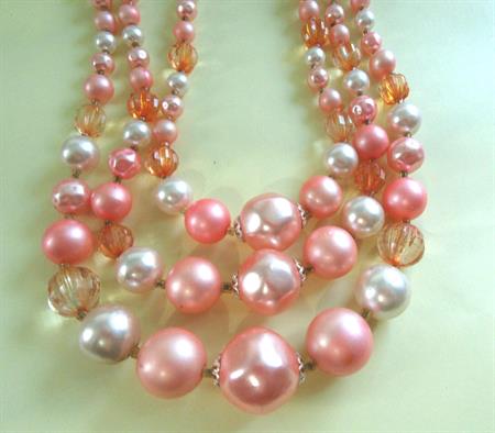 1950's Peach Necklace Japan Vintage Jewelry 