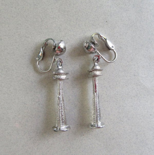Seattle Washington Space Needle Earrings 1950's Vintage Jewelry