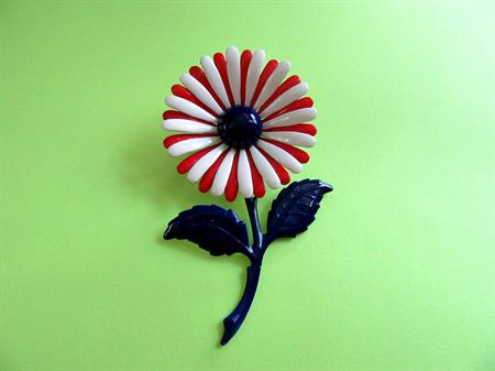 Mod 1960's Metal Flower Pin Red White and Blue Old Store Stock Unworn Vote Election Patriotic '60's Accessories