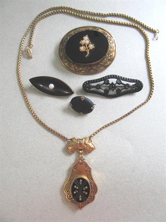 Victorian And Up Jewelry Lot Mourning Pins Destash Black Glass Pendant Necklace Costume Jewelry 