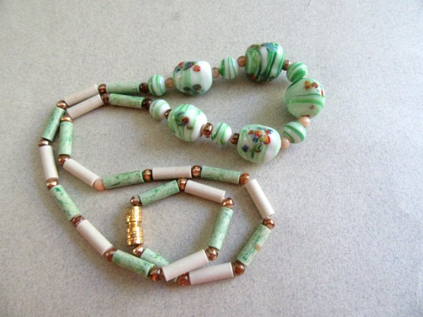 Mille Fiori Glass Necklace Vintage Jewelry Destash