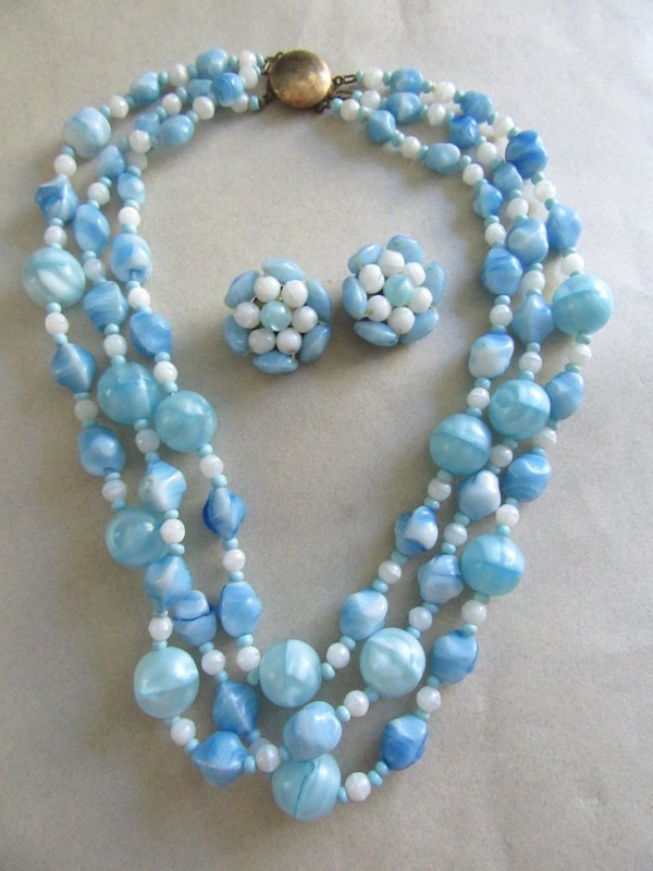 Blue Art Glass Necklace Set Vintage Jewelry
