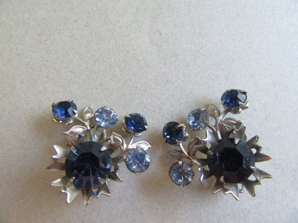 Blue Rhinestone  Earrings Vintage Jewelry 