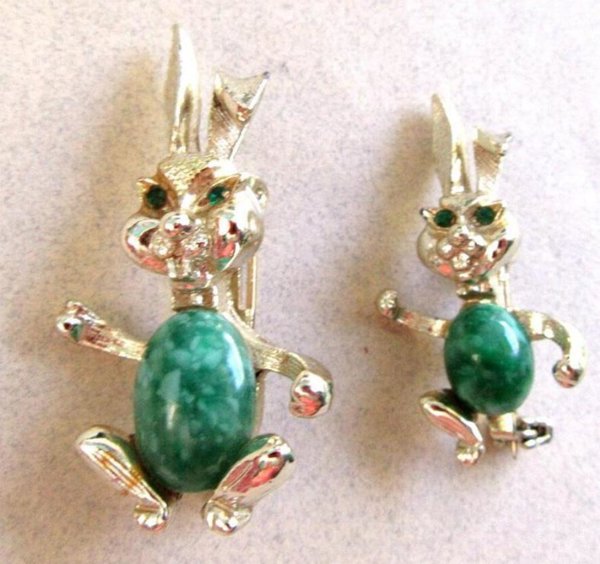 Anthropomorphic Rabbit Pin Set Vintage Jewelry 
