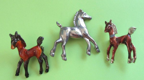 Horse Pin Lot Equestrian Vintage Jewelry 