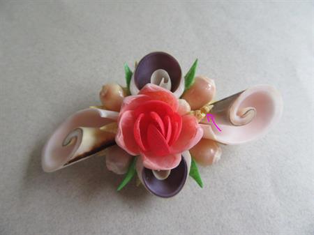 1950's Shell Art Pin  Vintage Costume Jewelry Tropical Shells