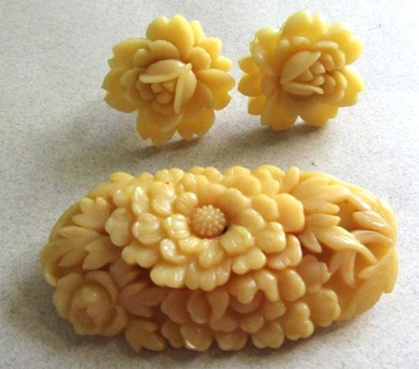 Vintage Celluloid Pin Free Earrings Something Old