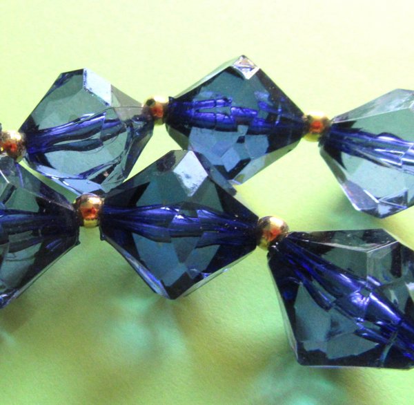  Blue Lucite Jewel Tone Necklace Vintage Jewelry 