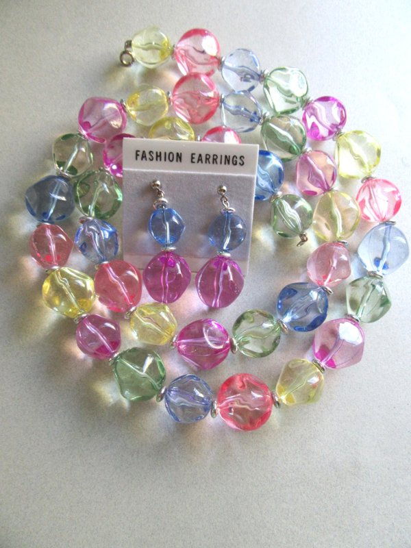 1980's Rainbow Lucite Necklace Set Vintage Jewelry 