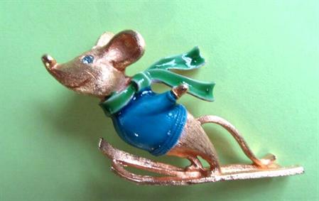 Anthropomorphic Mouse Pin Signed JJ Vintage Jewelry