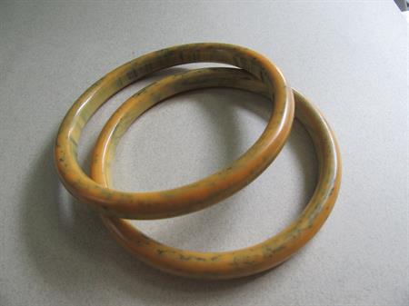 Vintage Bakelite Bangle Bracelets Set Larger Wrist Mustard Pepper 