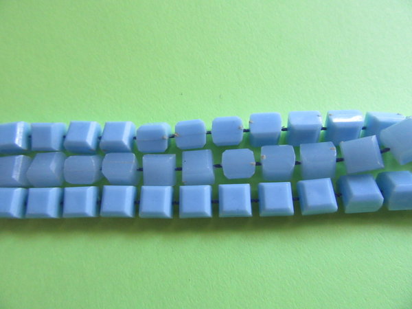Mod 1960's Blue Necklace Beads Vintage Jewelry 