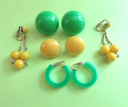 Mod 1960's Earrings Lot Clip On Green Yellow Vintage Costume Jewelry