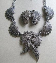 1950's Western Germany Eloxal Choker Necklace Set Vintage Jewelry