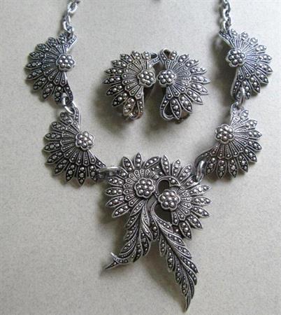 1950's Western Germany Eloxal Choker Necklace Set Vintage Jewelry