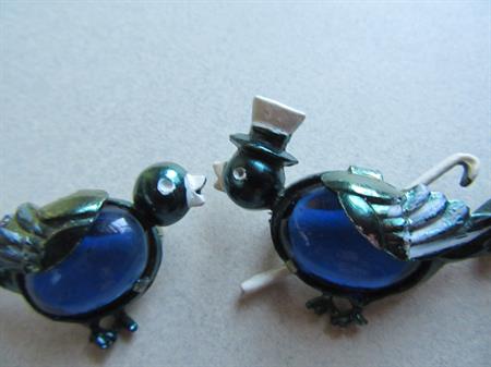 Gene Verrecchio Unsigned Mr. and Mrs. Bird Pin Set 1941 Vintage Jewelry 