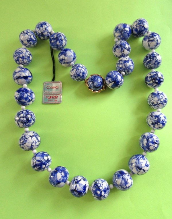 Vintage Cotton Ball Necklace Coro Pegasus Tag Signed Jewelry