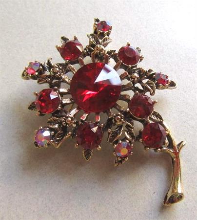 Knock Off Weiss Pin Red Rhinestone Holiday Christmas