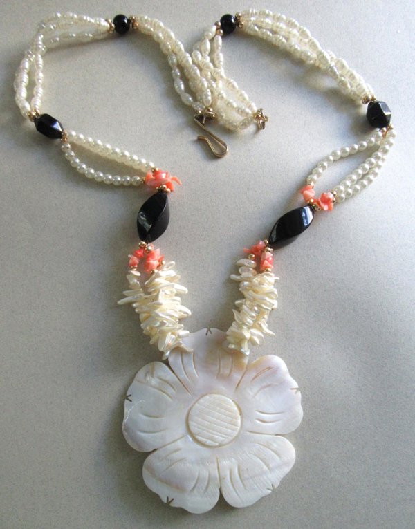 1980's Mother of Pearl Necklace Coral Vintage Jewelry