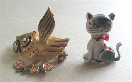 Owl and Pussy Cat Pins Korea Vintage Jewelry 