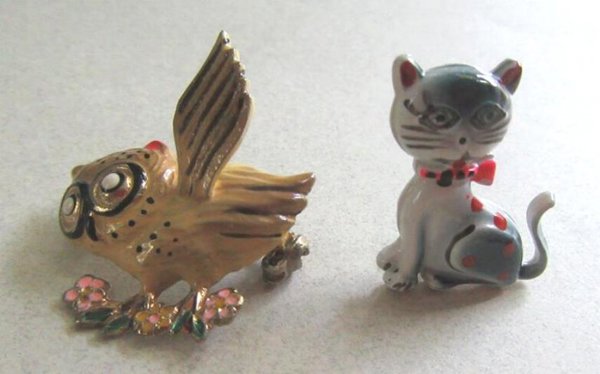 Owl and Pussy Cat Pins Korea Vintage Jewelry 