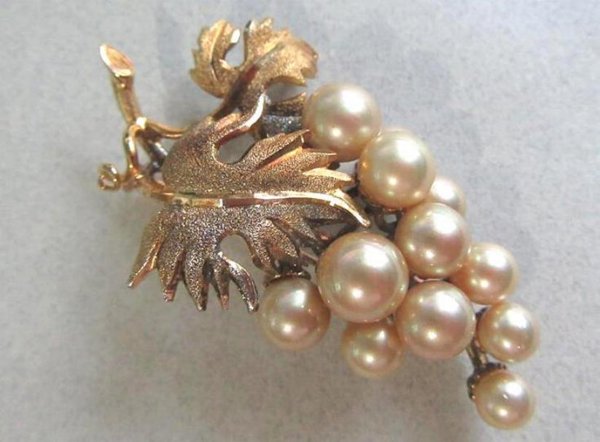 Sterling Silver Grapes Pin Fine Jewelry 
