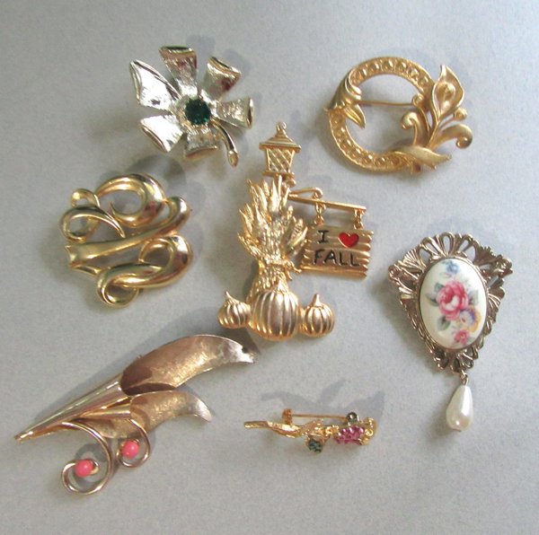Pin Lot Vintage Jewelry 