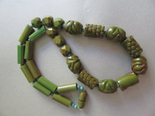  Vintage Bakelite Necklace Art Deco Green and Brown 