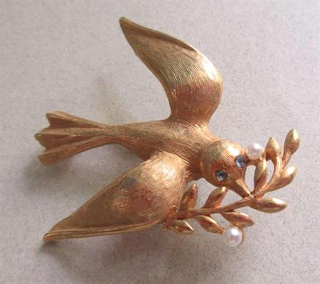 Marvella Peace Dove Pin Signed Vintage Jewelry 