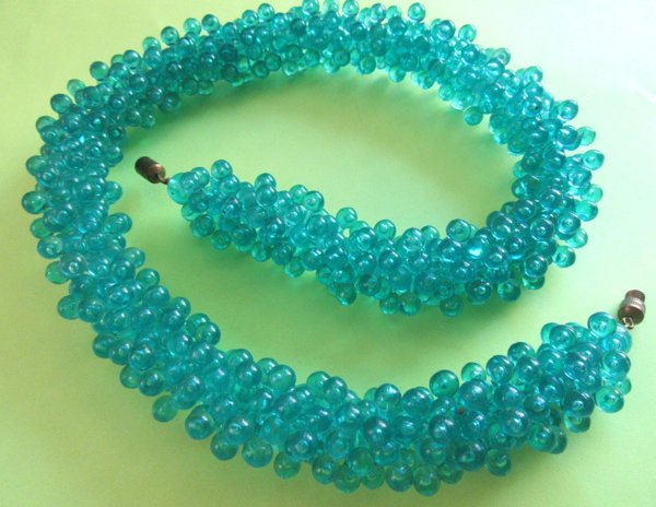 Mod Blue Lucite Bubble Necklace Vintage Jewelry
