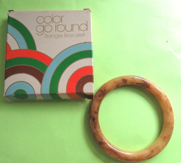 Vintage Bakelite Bangle Bracelet Peanut Butter 