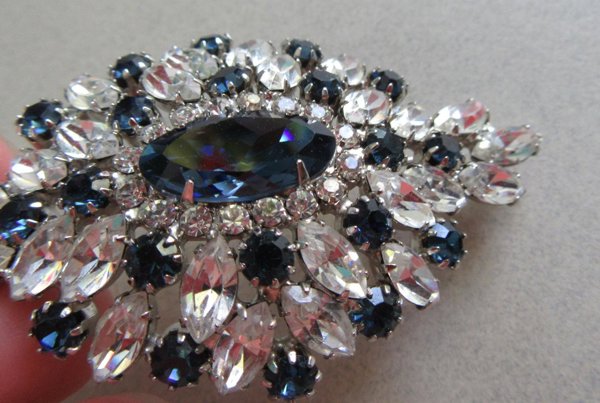 Sapphire White Rhinestone Pin Vintage Jewelry 
