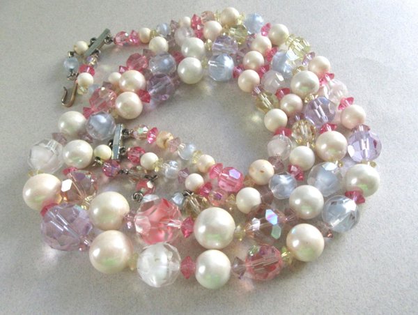 1950's Crystal Necklace Vintage Jewelry