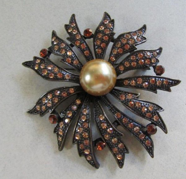 Rhinestone Pin Never Worn