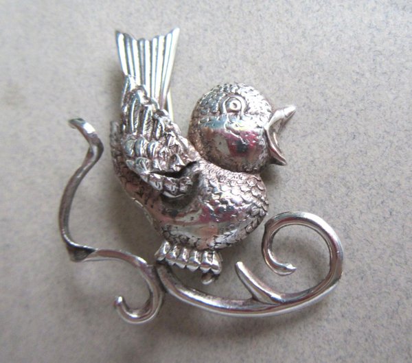 Sterling Silver Bird Pin Fine Vintage Jewelry