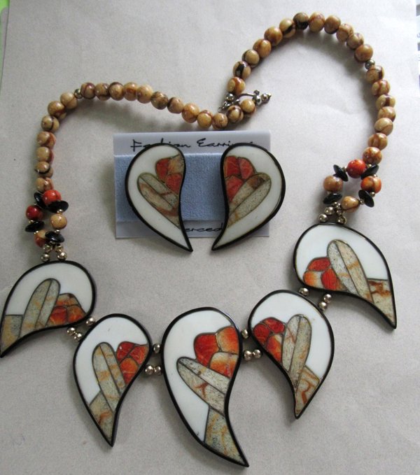 1980's Apple Tiger Coral Necklace Set Vintage Jewelry