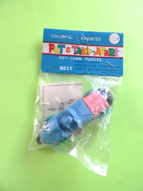Vintage Race Car Puzzle Keychain Old Stock Original Package Hing Kong Toys Collectibles Racing
