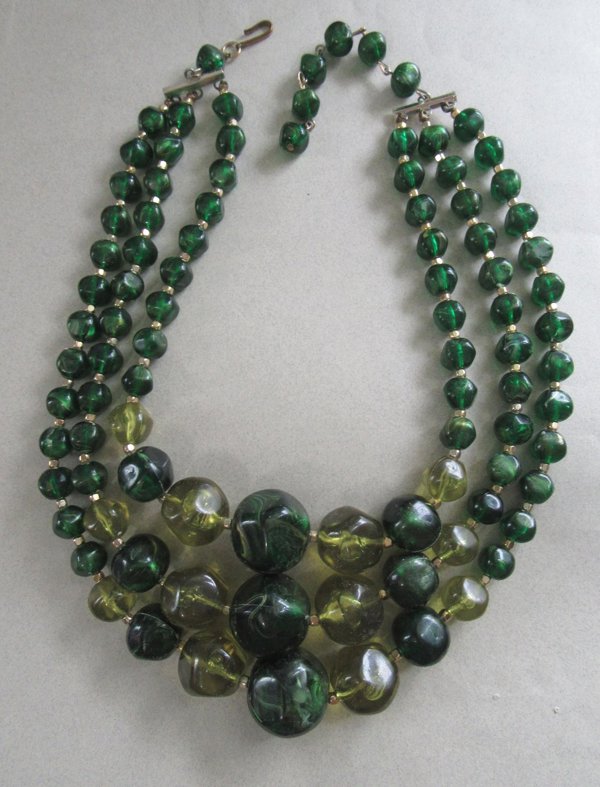 1950's Green Necklace Vintage Jewelry '50's Accessories