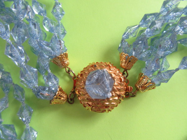 1960's Blue Necklace Beads Vintage Jewelry 