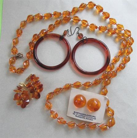 Jewelry Lot Earth Tones Sarah Coventry Mod Genuine Bursztyn Baltic Amber Pierced Earrings Vintage Costume Jewelry