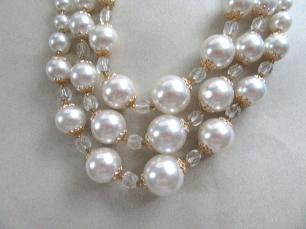 1950's Necklace Japan Faux Pearls Crystals Vintage Jewelry