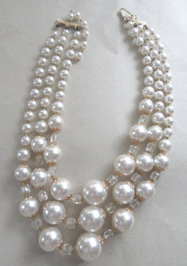1950's Necklace Japan Faux Pearls Crystals Vintage Jewelry
