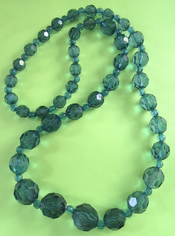 1980's Lucite Necklace Vintage Jewelry