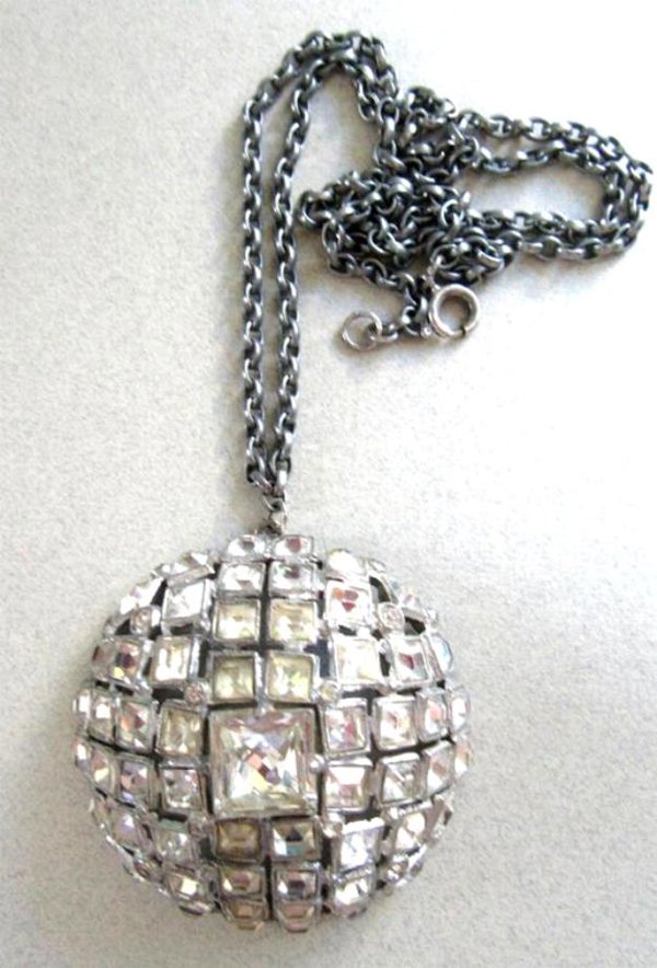 Vintage Rhinestone Dome  Necklace Vintage Jewelry