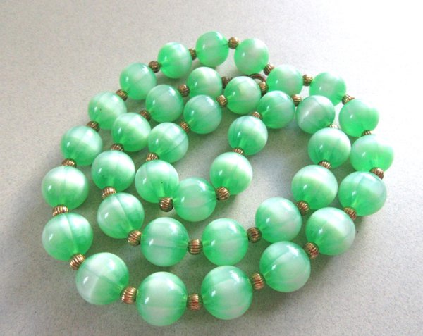 Vintage Green White Lucite Moon Glow Necklace 